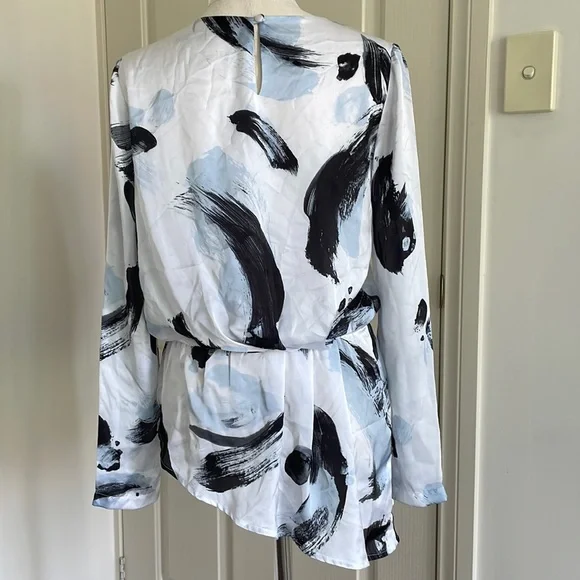 SEDUCE Sz6 blue + black paint splatter slinky top with waist detail - Picture 6 of 10